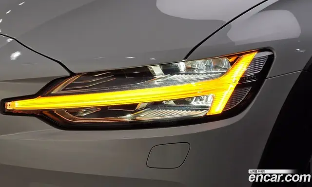 Volvo V60 2019 2.0 АКПП, миниатюра 7