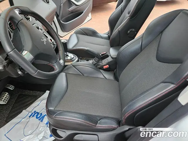 Peugeot 308 2013 1.6 АКПП, миниатюра 11