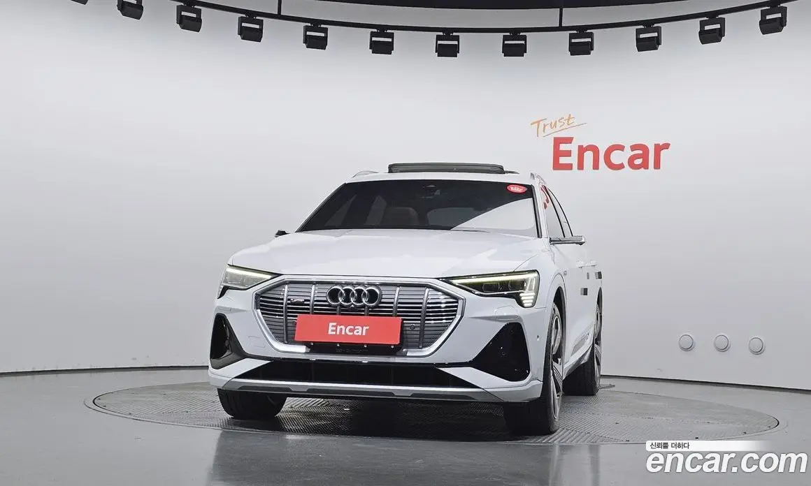 Audi e-tron 2021 0.2 АКПП, фото 3 Audi e-tron 2021 0.2 АКПП, фото 3
