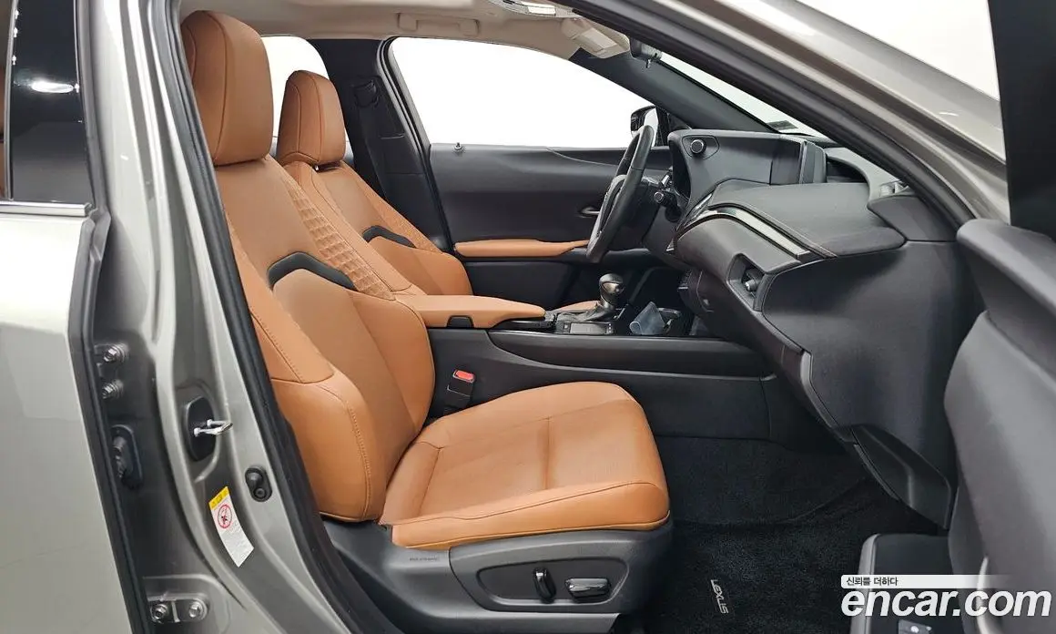 Lexus UX 2019 2.0 АКПП, фото 17