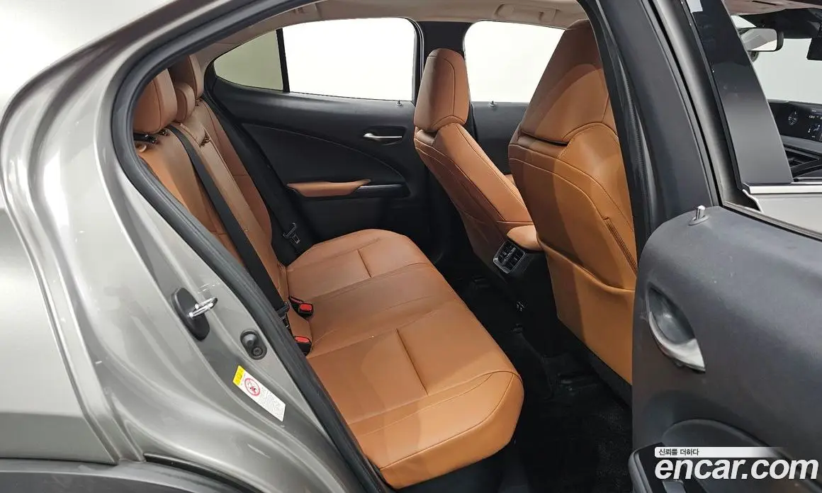 Lexus UX 2019 2.0 АКПП, фото 18