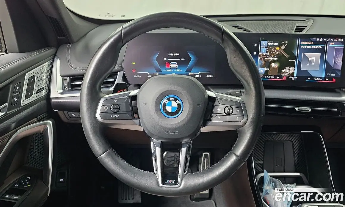 BMW iX1 2023 0.2 АКПП, фото 18
