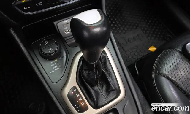 Jeep Cherokee 2014 2.0 АКПП, миниатюра 9