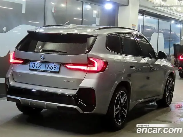 BMW iX1 2025 3.0 АКПП, миниатюра 4