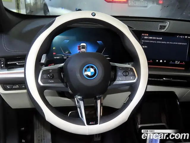 BMW iX1 2025 3.0 АКПП, миниатюра 8