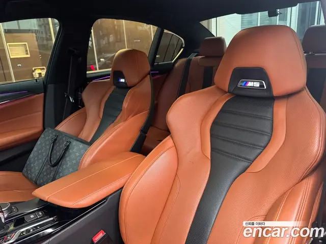 BMW M5 2018 4.4 АКПП, миниатюра 9