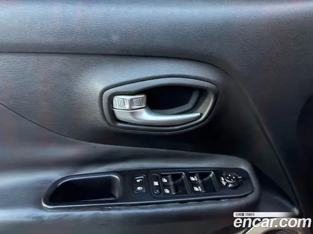 Jeep Renegade 2015 2.0 АКПП, миниатюра 10