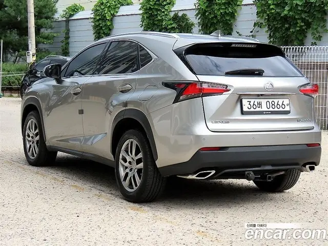 Lexus NX 2016 2.0 АКПП, миниатюра 3