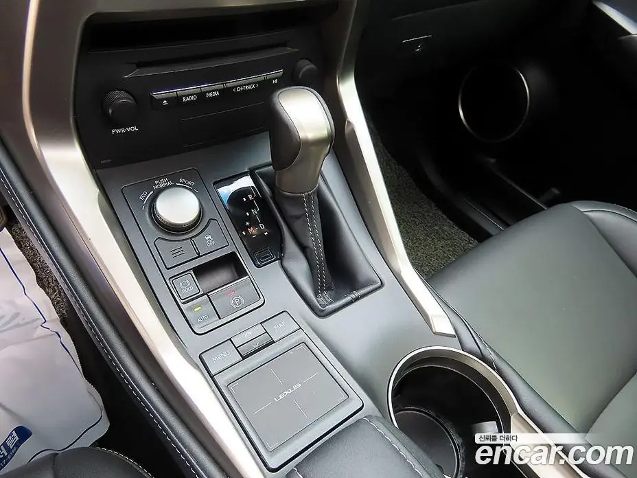 Lexus NX 2016 2.0 АКПП, фото 10