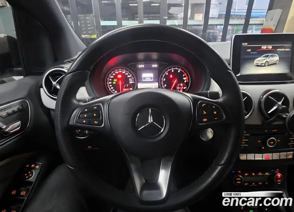 Mercedes-Benz B-Class 2018 2.0 АКПП, фото 14