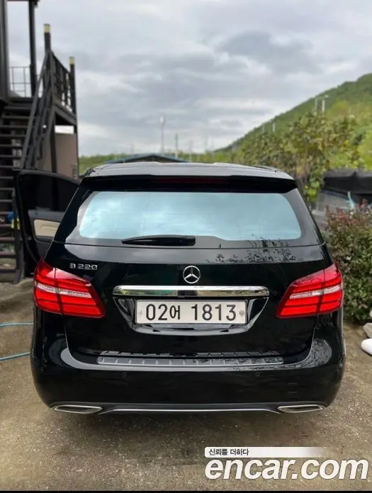 Mercedes-Benz B-Class 2018 2.0 АКПП, фото 4