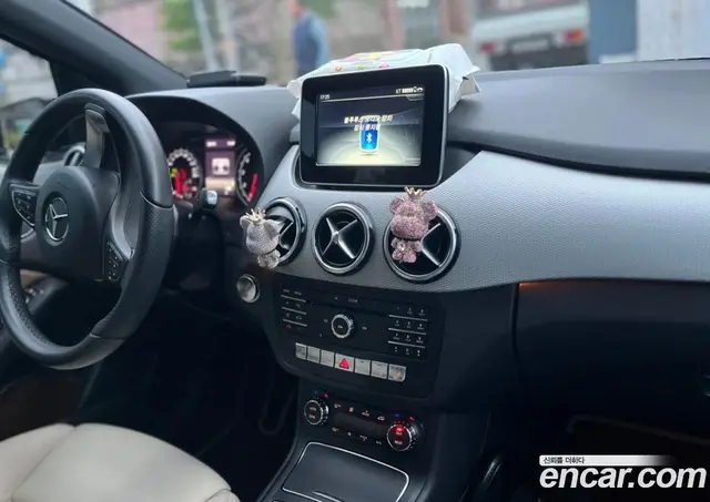 Mercedes-Benz B-Class 2018 2.0 АКПП, миниатюра 9