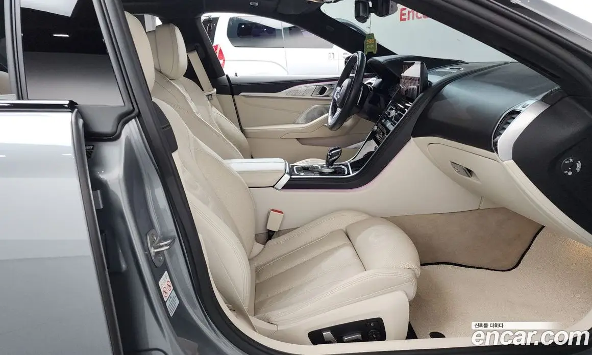 BMW 8 серия 2022 4.4 АКПП, фото 16
