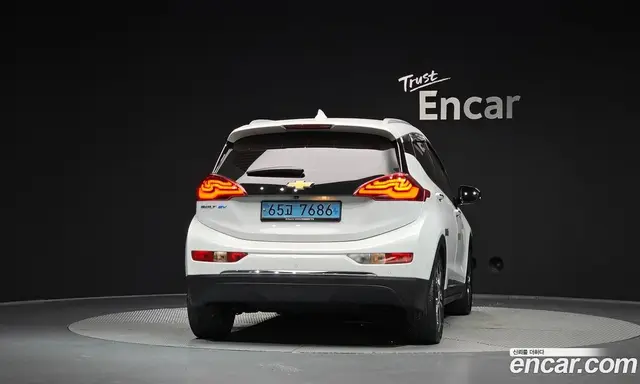 Chevrolet Bolt EV 2019 0.2 АКПП, миниатюра 4 Chevrolet Bolt EV 2019 0.2 АКПП, миниатюра 4