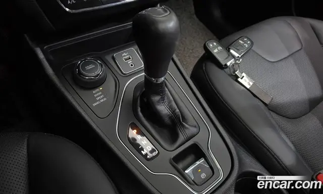 Jeep Cherokee 2019 2.4 АКПП, миниатюра 9 Jeep Cherokee 2019 2.4 АКПП, миниатюра 9
