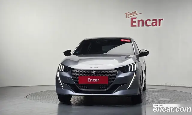 Peugeot 208 2022 0.1 АКПП, миниатюра 2