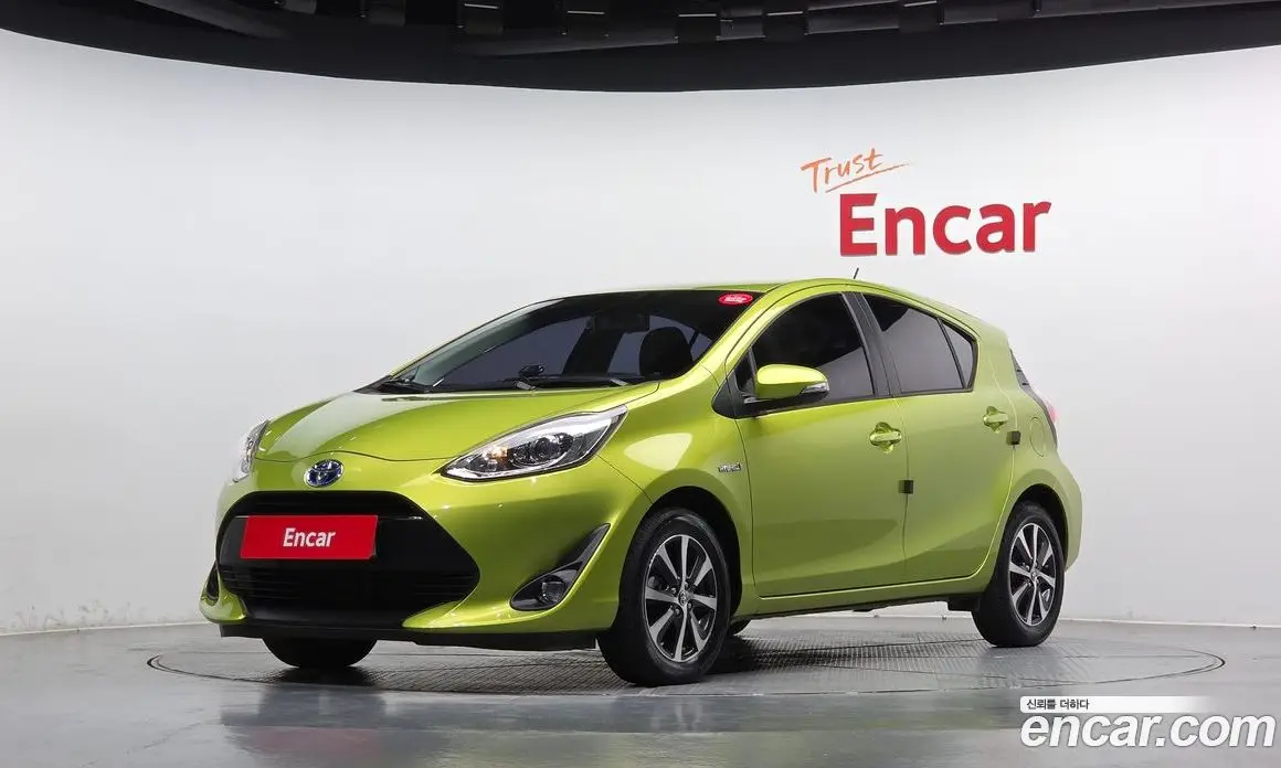 Toyota Prius 2018 1.5 АКПП, фото 1 Toyota Prius 2018 1.5 АКПП, фото 1