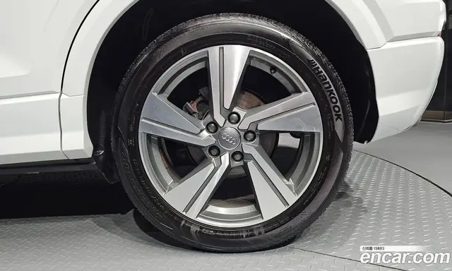 Audi Q2 2020 2.0 АКПП, миниатюра 6