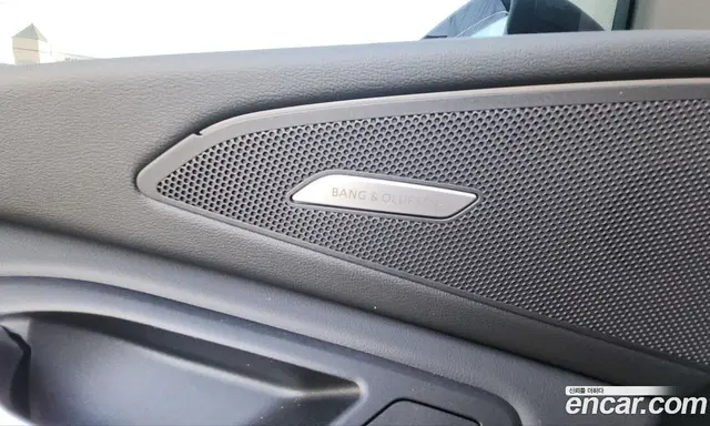 Audi Q6 e-tron 2026 1.0 АКПП, миниатюра 9
