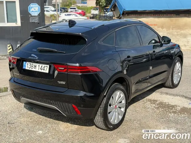 Jaguar E-Pace 2019 2.0 АКПП, миниатюра 4 Jaguar E-Pace 2019 2.0 АКПП, миниатюра 4