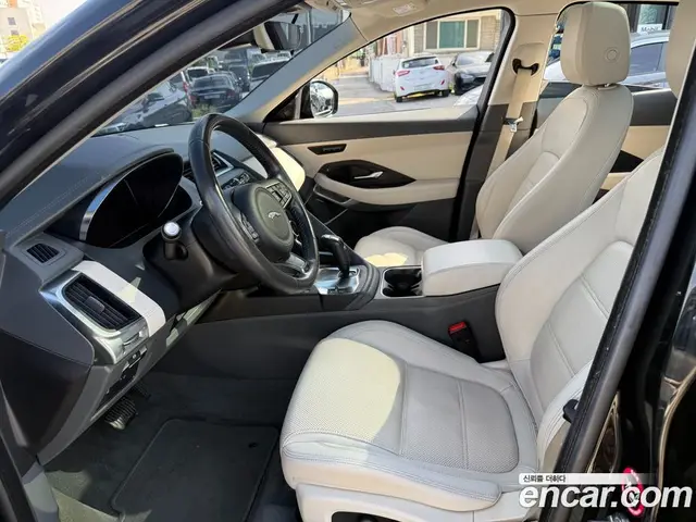 Jaguar E-Pace 2019 2.0 АКПП, миниатюра 9 Jaguar E-Pace 2019 2.0 АКПП, миниатюра 9