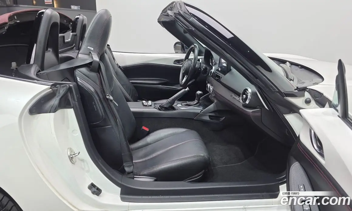 Mazda MX-5 2018 2.0 АКПП, фото 16