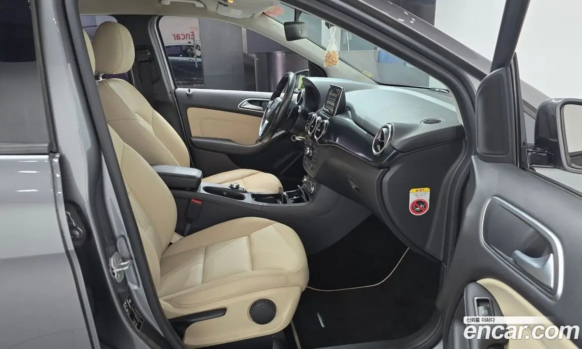 Mercedes-Benz B-Class 2012 1.8 АКПП, фото 15 Mercedes-Benz B-Class 2012 1.8 АКПП, фото 15