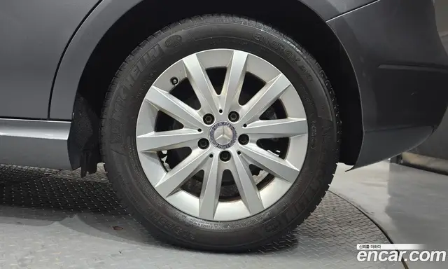Mercedes-Benz B-Class 2012 1.8 АКПП, миниатюра 6 Mercedes-Benz B-Class 2012 1.8 АКПП, миниатюра 6