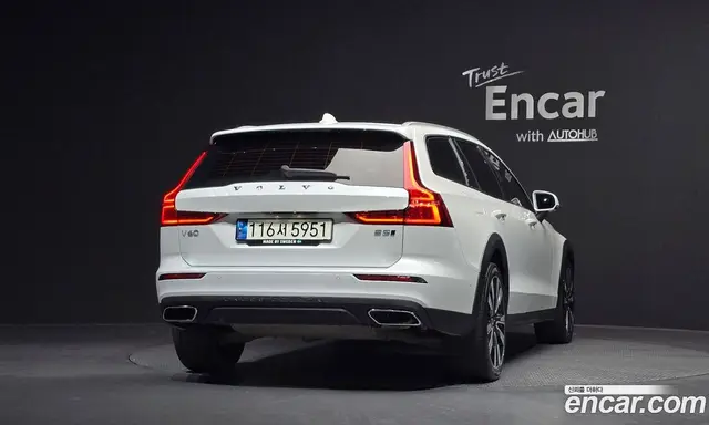 Volvo V60 2021 2.0 АКПП, миниатюра 4