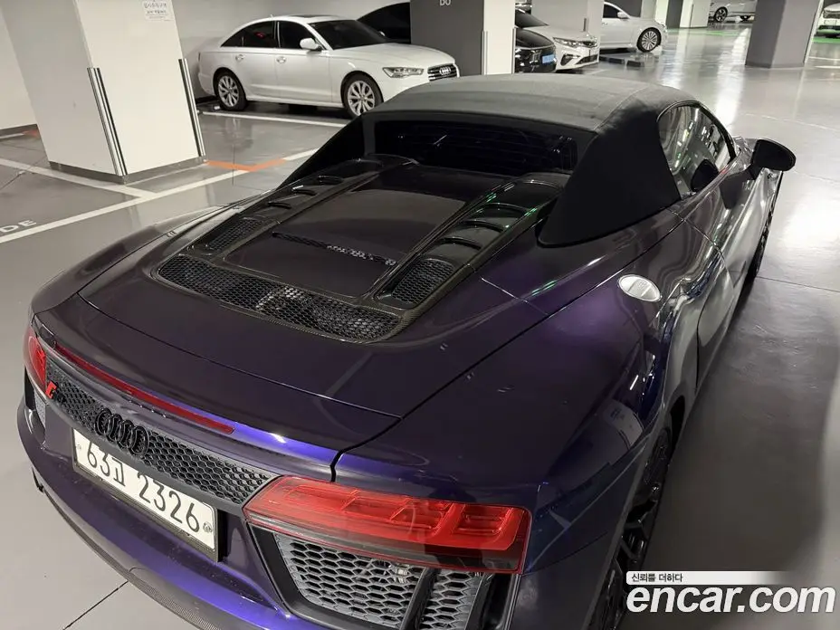 Audi R8 2017 5.2 АКПП, фото 7