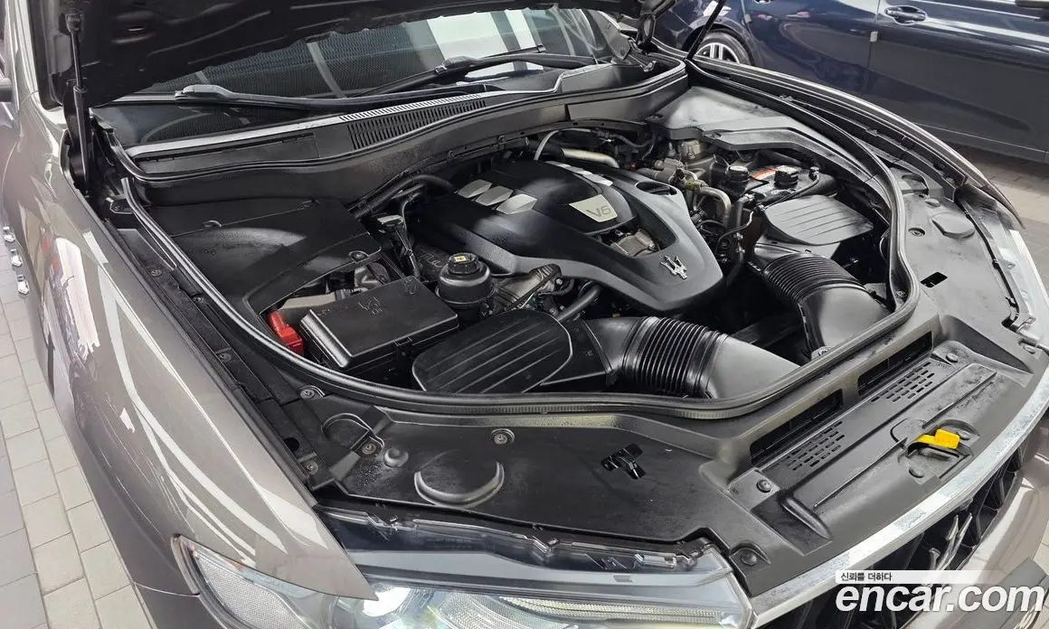Maserati Levante 2017 3.0 АКПП, фото 6