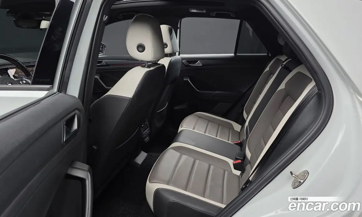 Volkswagen T-Roc 2021 2.0 АКПП, фото 16