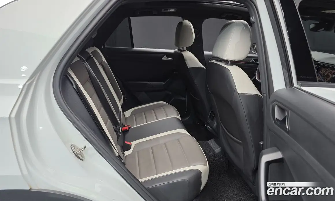 Volkswagen T-Roc 2021 2.0 АКПП, фото 18