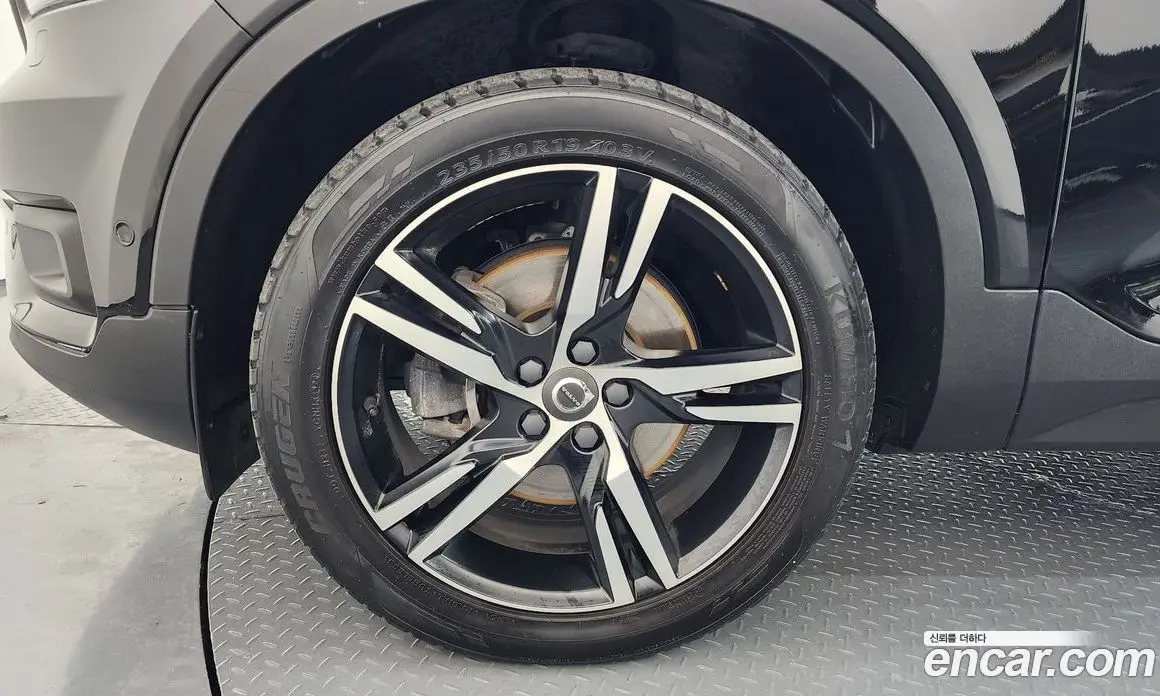 Volvo XC40 2018 2.0 АКПП, фото 5
