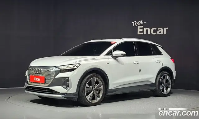 Audi Q4 e-tron, 2022, 59 406 км