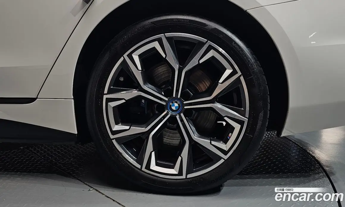 BMW i4 2022 0.2 АКПП, фото 6 BMW i4 2022 0.2 АКПП, фото 6