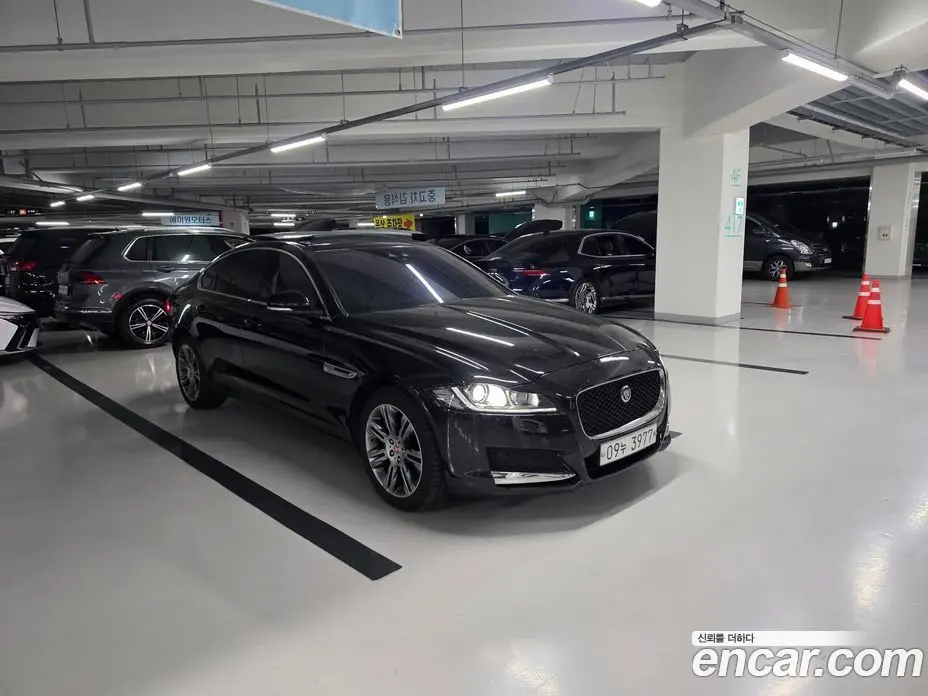 Jaguar XF 2018 2.0 АКПП, фото 2 Jaguar XF 2018 2.0 АКПП, фото 2