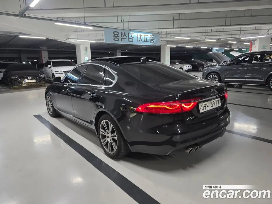 Jaguar XF 2018 2.0 АКПП, фото 6 Jaguar XF 2018 2.0 АКПП, фото 6