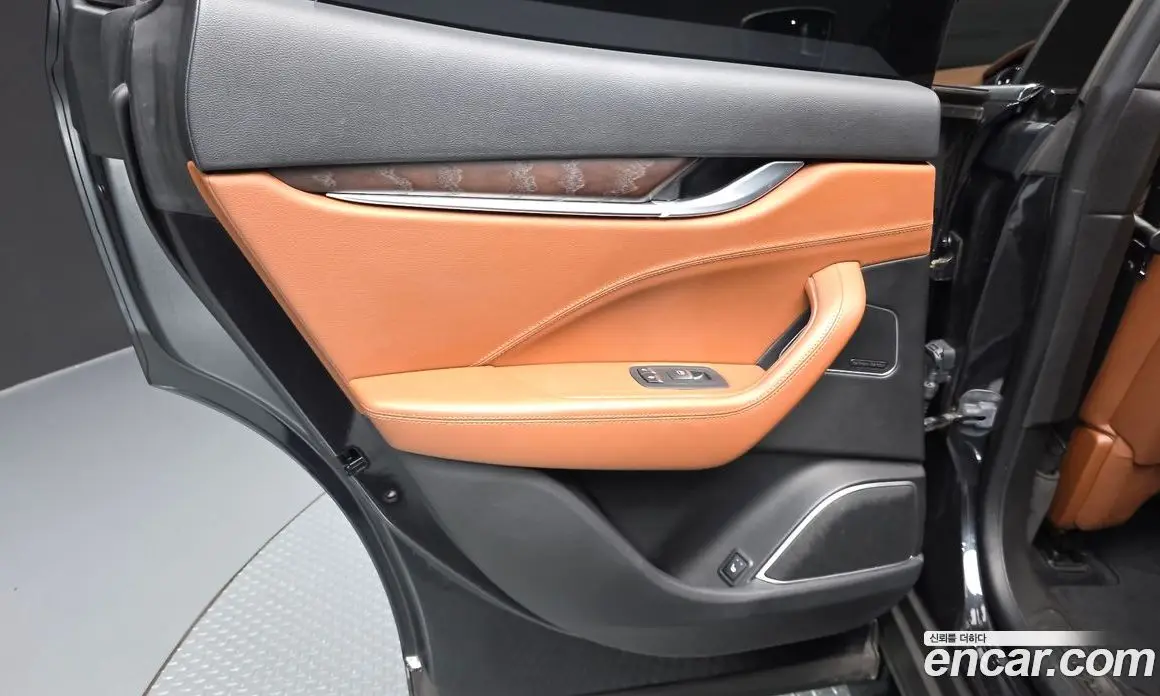 Maserati Levante 2019 3.0 АКПП, фото 15