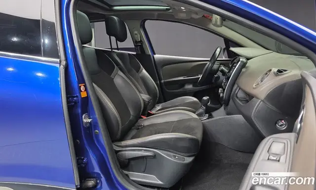 Renault (Samsung) Clio 2018 1.5 АКПП, миниатюра 11 Renault (Samsung) Clio 2018 1.5 АКПП, миниатюра 11