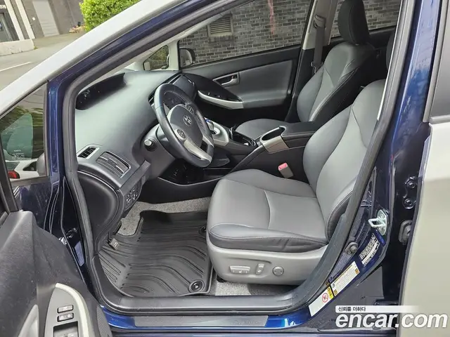 Toyota Prius 2012 1.8 АКПП, миниатюра 11 Toyota Prius 2012 1.8 АКПП, миниатюра 11