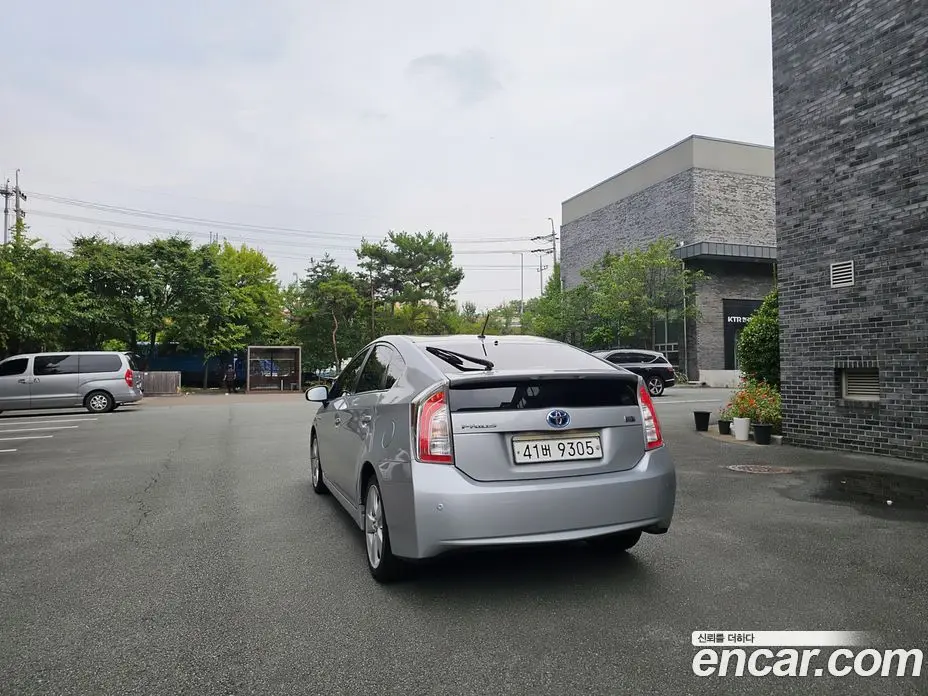Toyota Prius 2012 1.8 АКПП, фото 4 Toyota Prius 2012 1.8 АКПП, фото 4