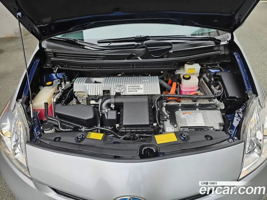 Toyota Prius 2012 1.8 АКПП, фото 6 Toyota Prius 2012 1.8 АКПП, фото 6