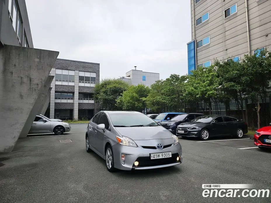Toyota Prius 2012 1.8 АКПП, фото 10 Toyota Prius 2012 1.8 АКПП, фото 10