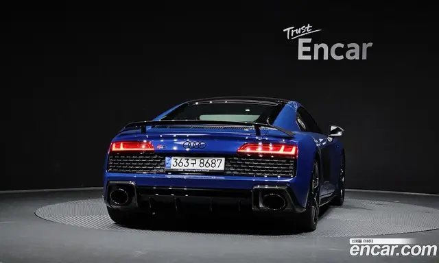 Audi R8 2021 5.2 АКПП, миниатюра 3