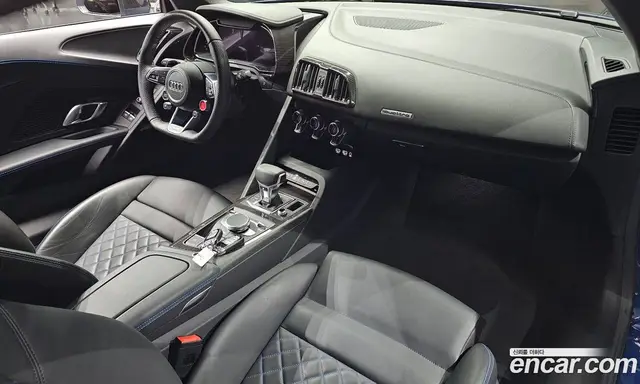 Audi R8 2021 5.2 АКПП, миниатюра 9