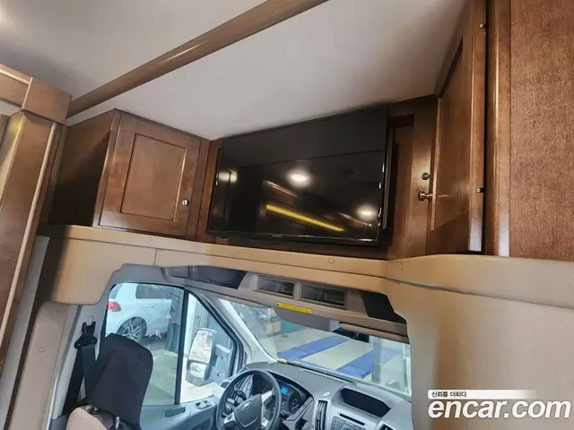 Ford Transit 2018 3.7 АКПП, миниатюра 11