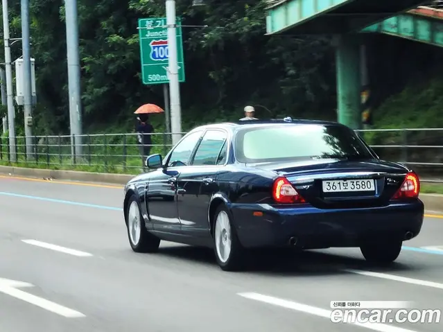 Jaguar XJ 2008 2.7 АКПП, миниатюра 9