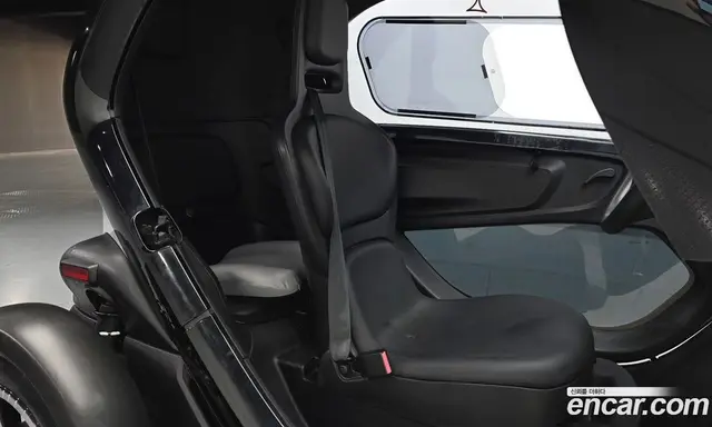 Renault (Samsung) Twizy 2019 0.1 АКПП, миниатюра 11