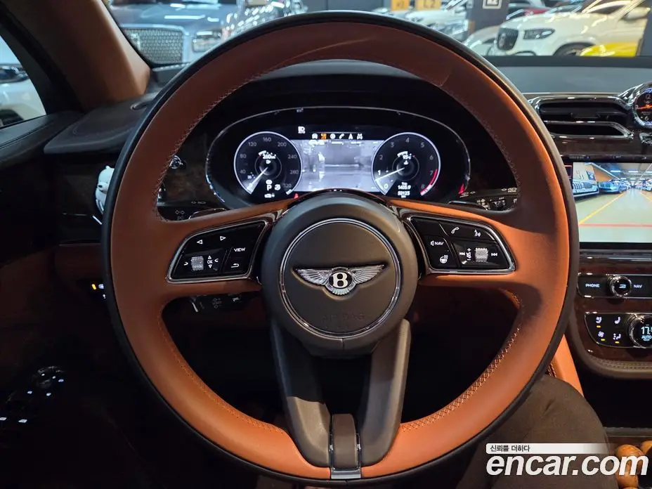 Bentley Bentayga 2021 4.0 АКПП, фото 11
